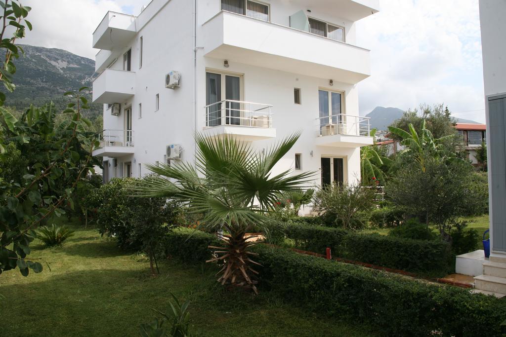 Hotel Ionian Dhërmi Kültér fotó